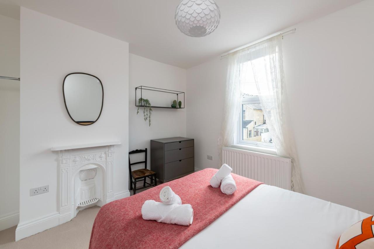 Fabulous House - Only 10 Minutes Walk To Roman Baths Bagian luar foto