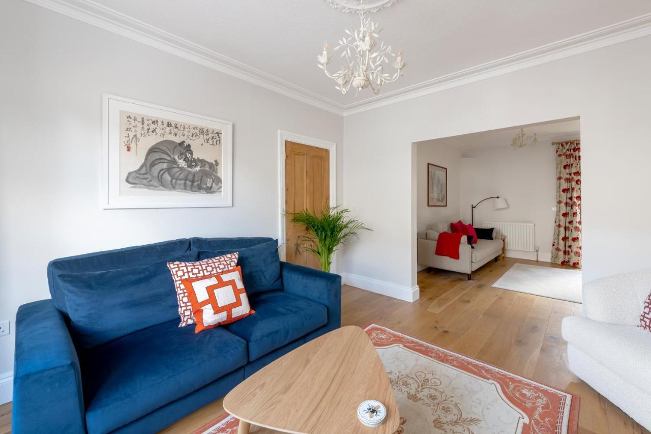 Fabulous House - Only 10 Minutes Walk To Roman Baths Bagian luar foto
