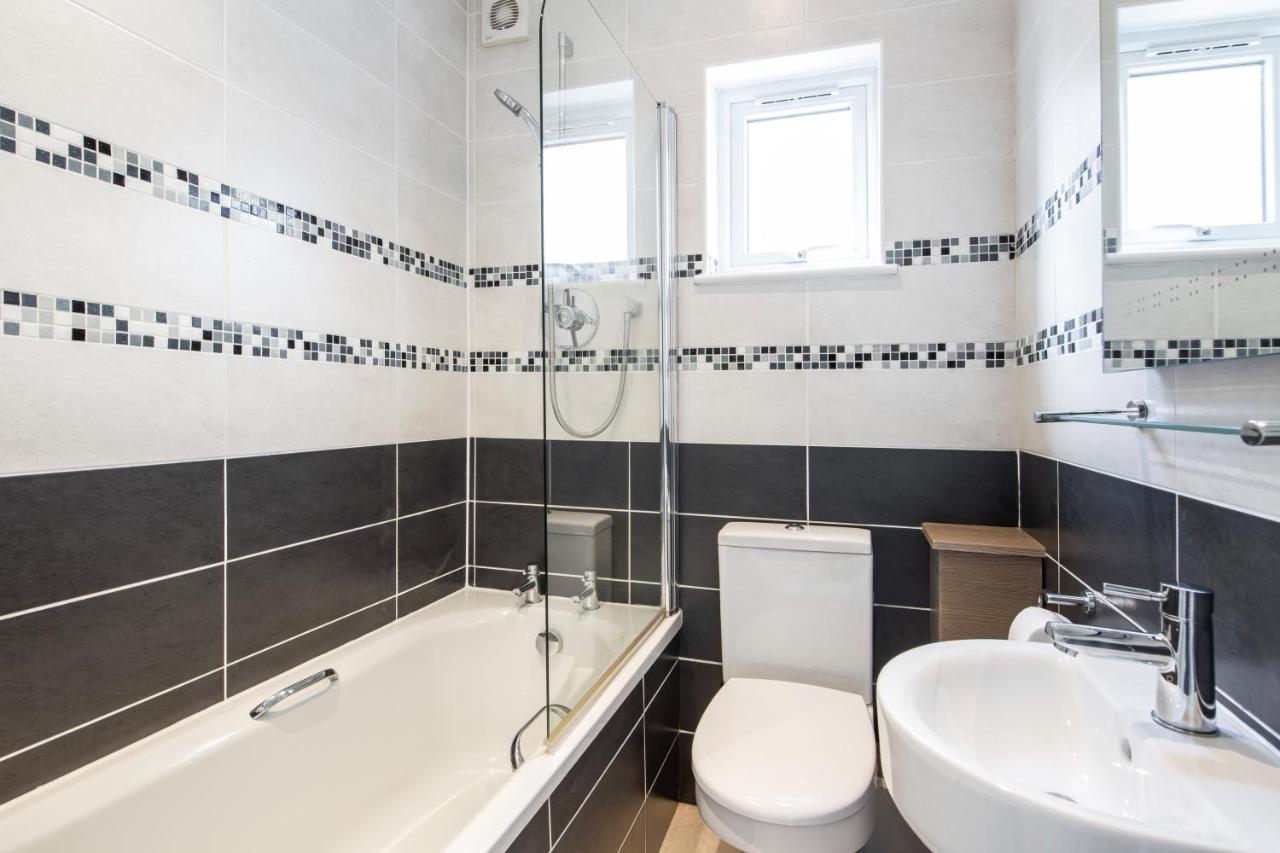 Fabulous House - Only 10 Minutes Walk To Roman Baths Bagian luar foto