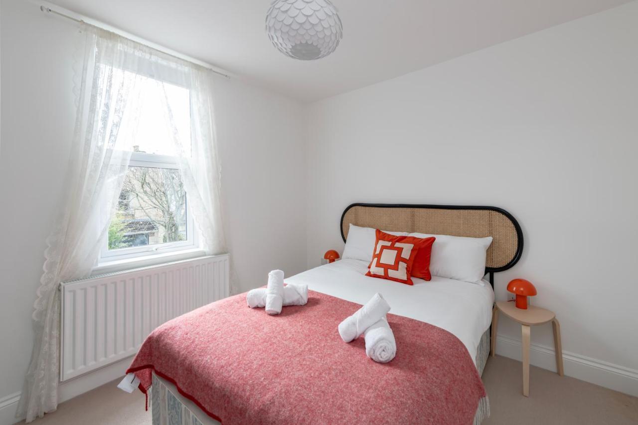 Fabulous House - Only 10 Minutes Walk To Roman Baths Bagian luar foto